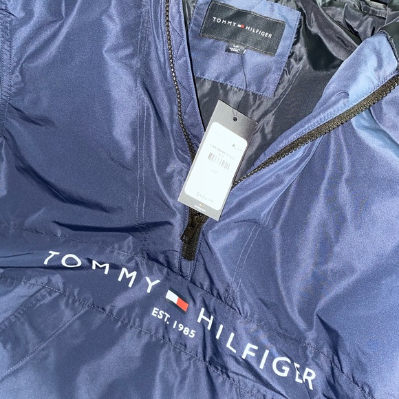 Tommy Hilfiger windbreaker - Picture 5 of 5